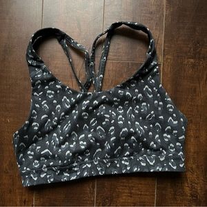 Old Navy black gray leopard print sports bra medium